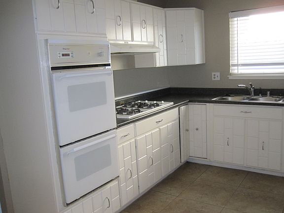 4th image of 4477 El Prado Dr