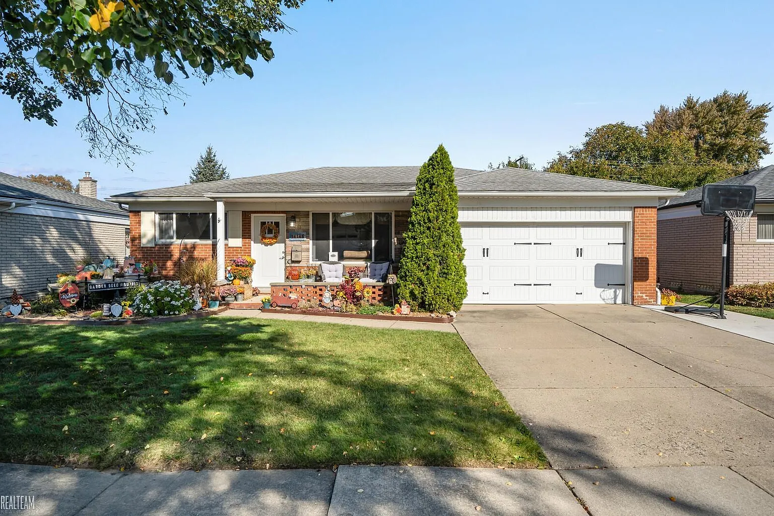 14141 Melva Dr photo 1