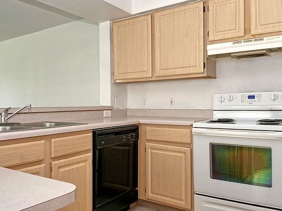 5th image of 13941 Fairway Island Dr APT 721