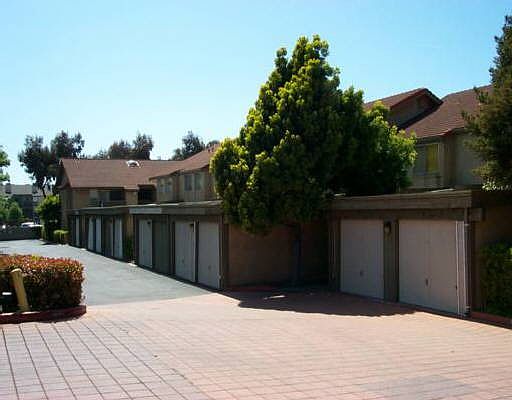 1st image of 8 Las Moradas Cir #8
