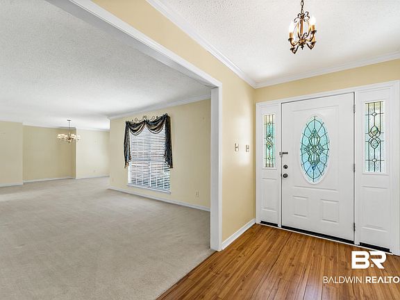 2nd image of 111 Dewitt Loop