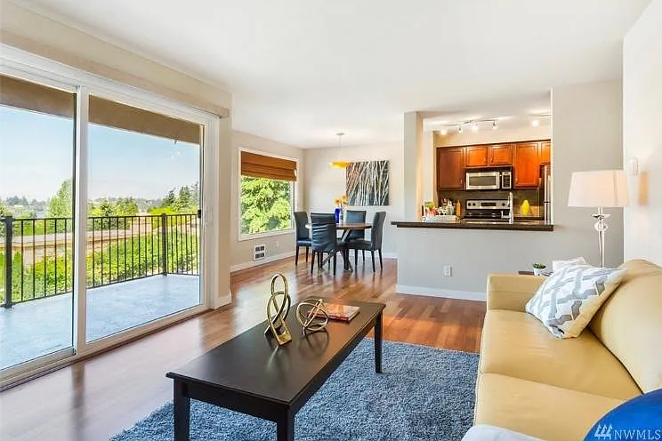 430 Bellevue Way SE #202 — Photo 11