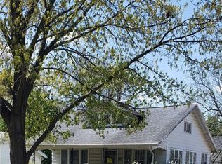 405 S 22nd Pl, Decatur, IL 62521