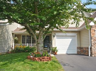 217 Patriot Hill Dr, Basking Ridge, NJ 07920
