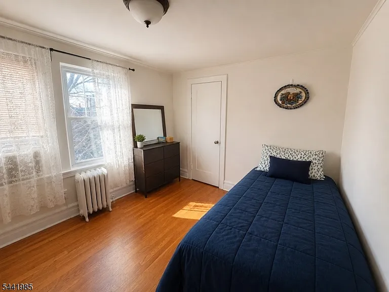 513 Academy St — Photo 3