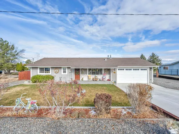 1446 Annkim Cir, Gardnerville, NV 89460