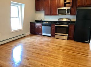 77 Walnut St #3, Somerville, MA 02143