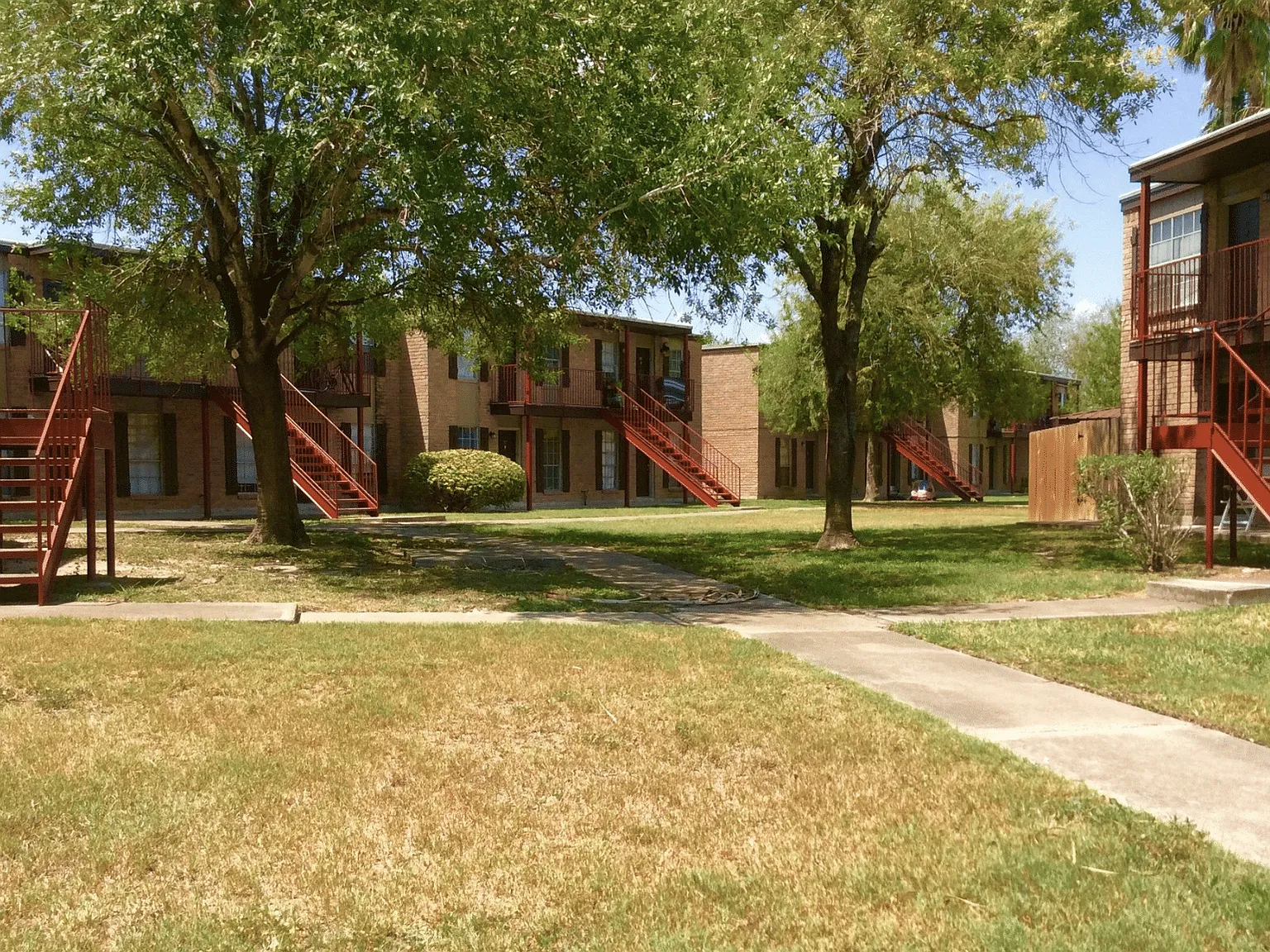Vista De Palmas Apartments — Photo 4
