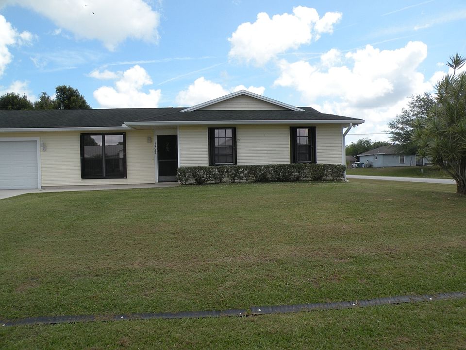 1st image of 1797 SW Monterrey Ln