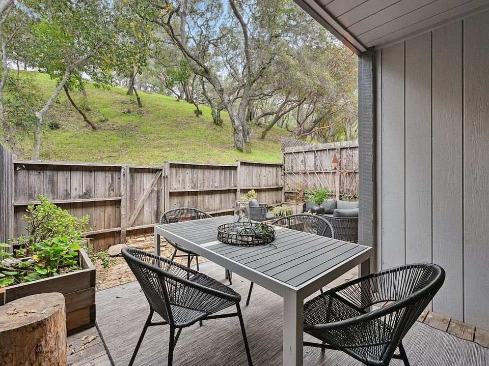 1st image of 405 Sylvia Way