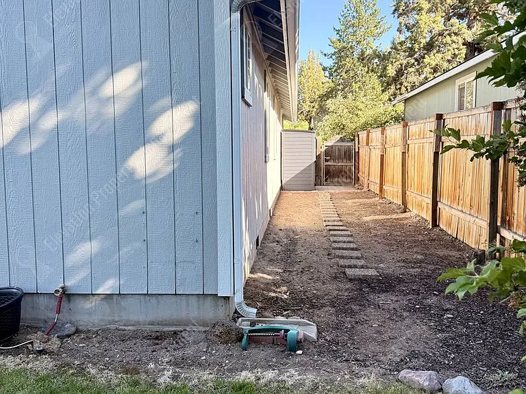 3092 NE Tahoe Ct — Photo 27