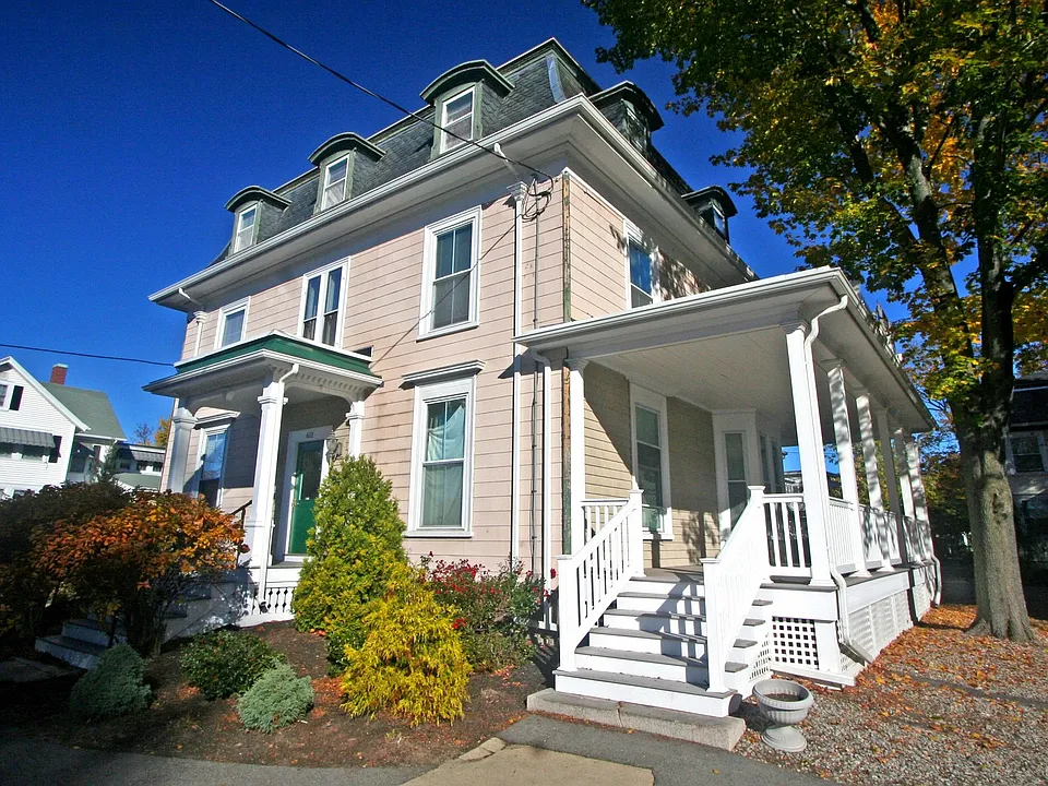 611 Central