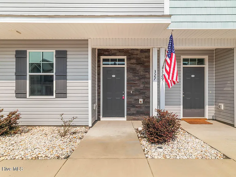 327 Starfish Ln — Photo 5