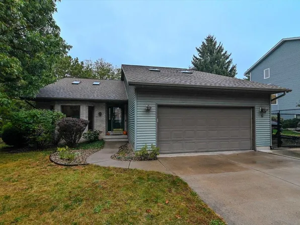 6 Clarendon Court, Madison, WI 53704