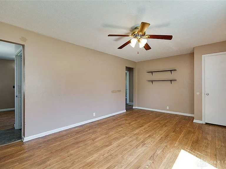 81 Thorpe Dr — Photo 9
