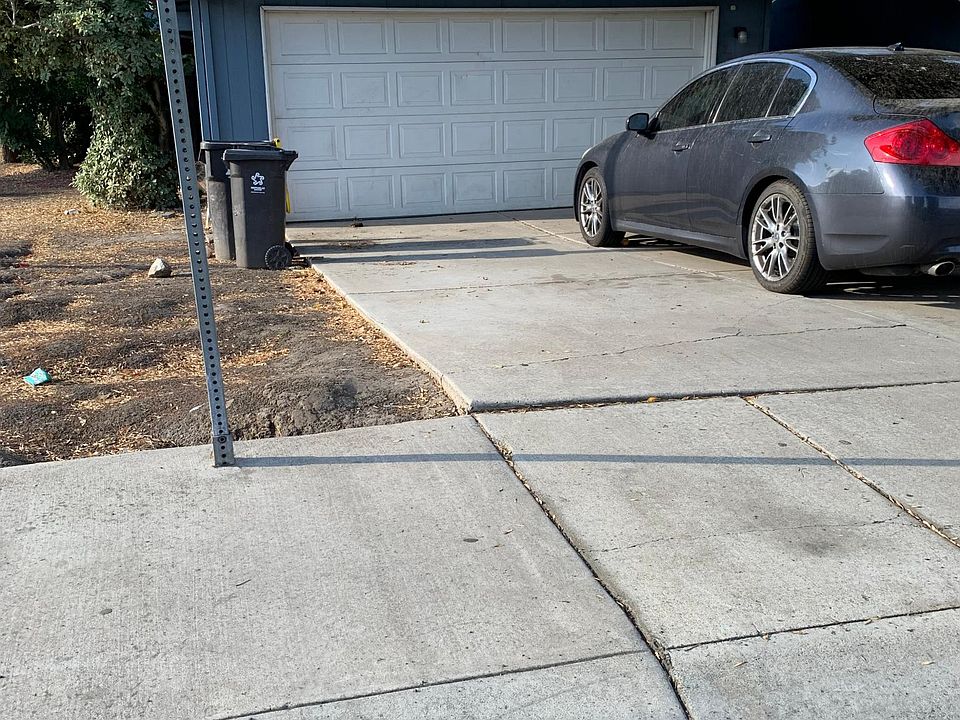 1st image of 2906 Plymouth Ct
