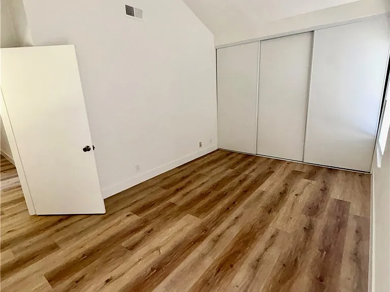 22185 Crane St — Photo 13