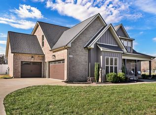 3232 Dunlop Ln, Clarksville, TN 37043