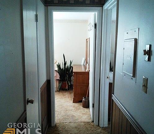 2nd image of 60 W Meadowcliff Cir