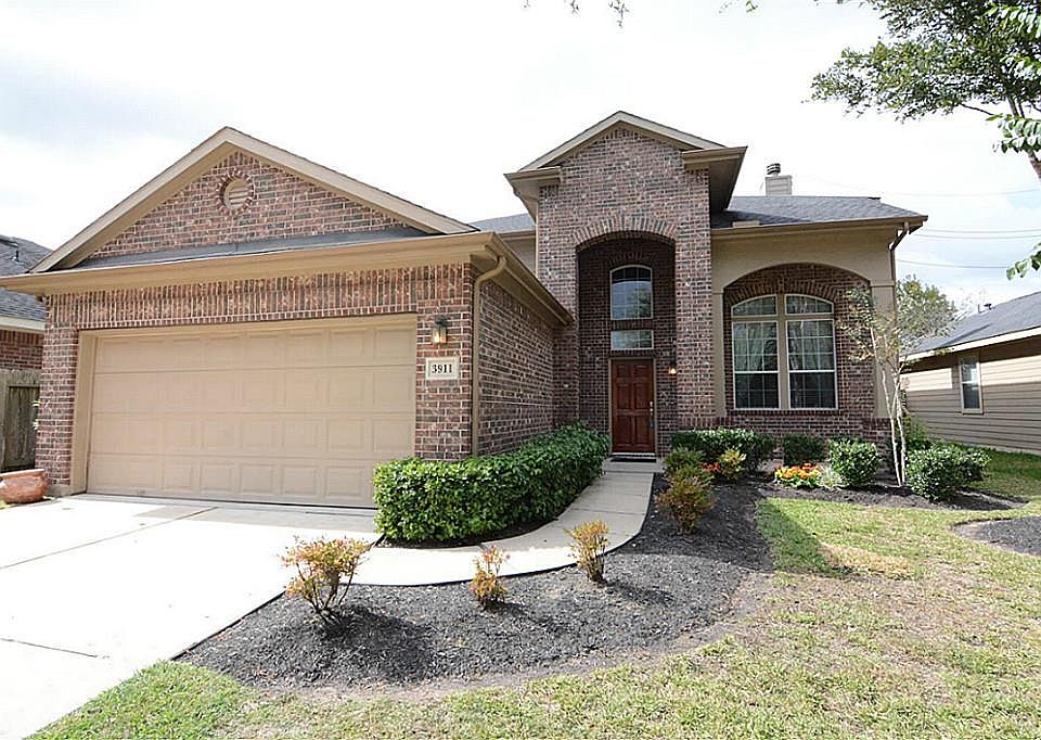 1st image of 3911 Climbing Rose Ct