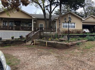 21405 E 9th St, Hinton, OK 73047