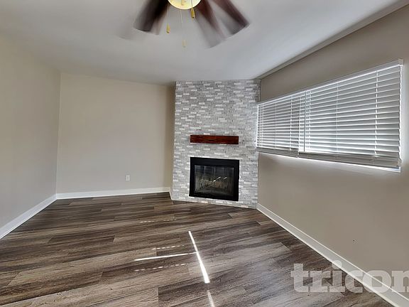 4th image of 15202 Highland Ave