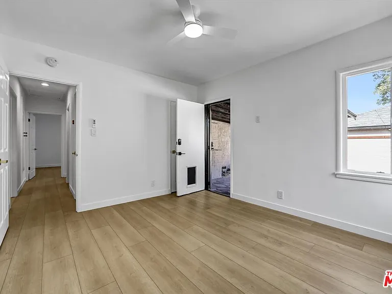 6254 Ben Ave — Photo 15