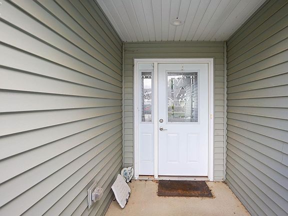 5th image of 227 Myah Dr