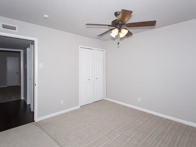2813 Ripplewood Dr — Photo 22
