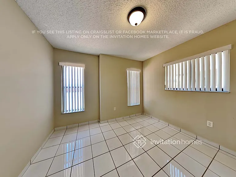 12748 NW 102nd Ave — Photo 12