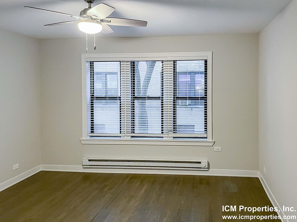 2nd image of 648 W Melrose St #D1