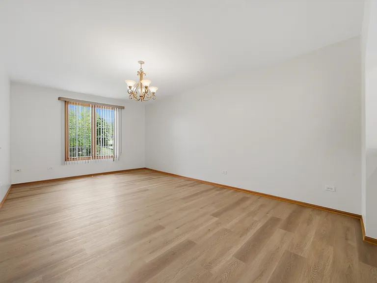 10652 Dani Ln — Photo 12