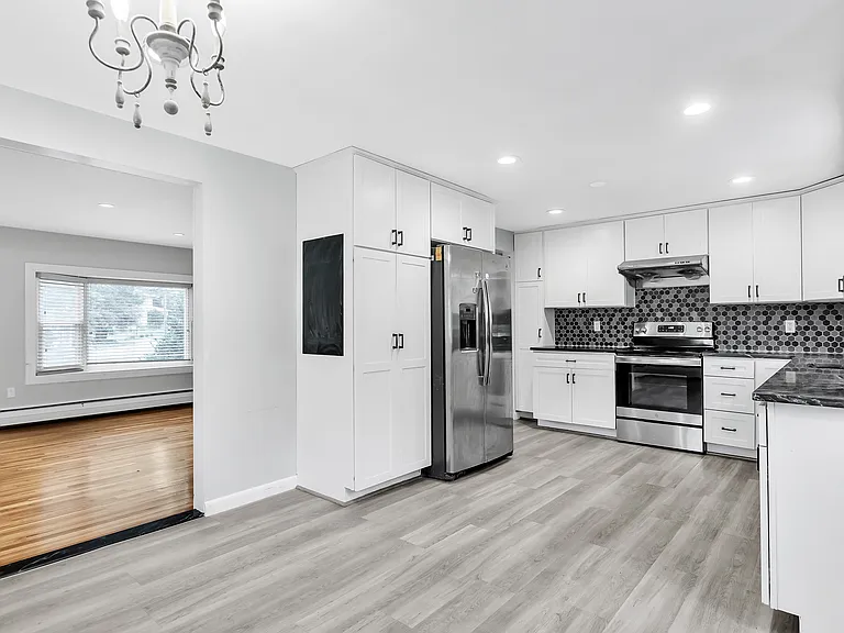 31 Park Cir — Photo 20
