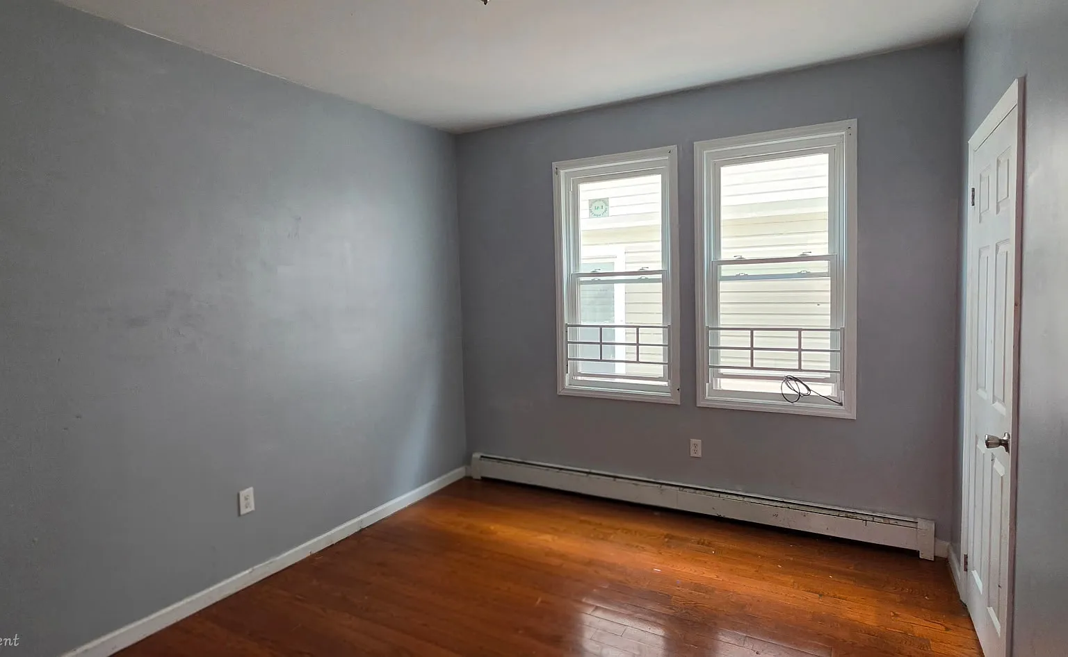 3 bed, 1050 sqft, $3,753 — Photo 3