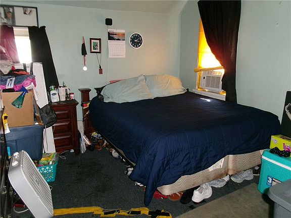 4th image of 97 7th St