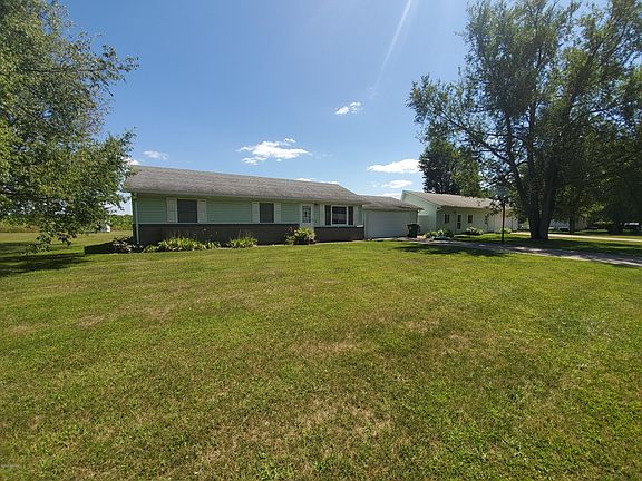 3rd image of 69345 Elaine Dr