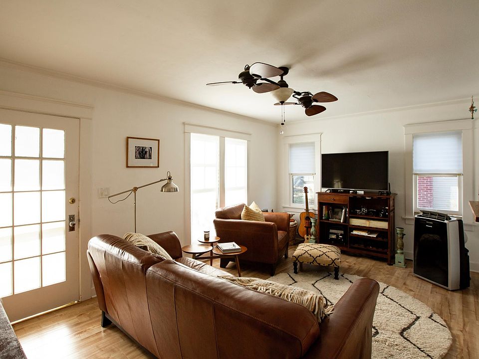 1st image of 4988 Mount Royal Dr