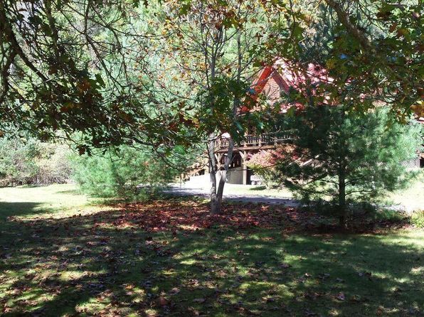 648 Laurel Run Rd, Dunmore, WV 24934