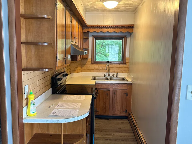 64 Forest Ave #3 — Photo 9