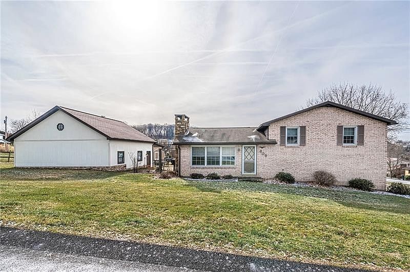 1st image of 609 Courtview Dr