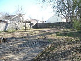 2nd image of 6 Plaza Dr