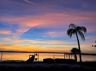 322 Shore Dr E, Oldsmar, FL 34677