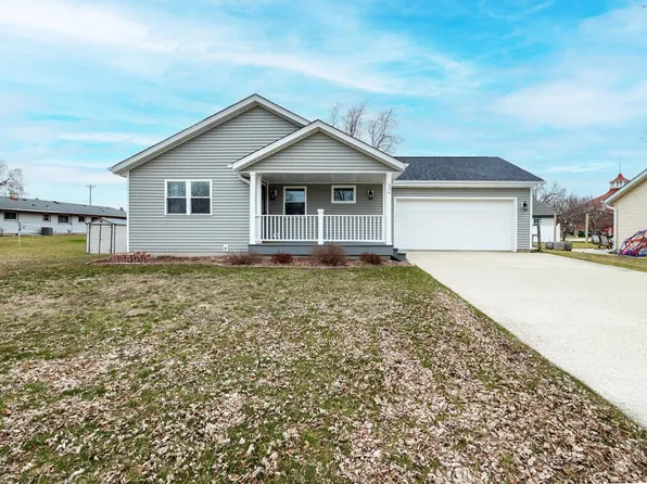 32 Jefferson AVENUE, Hartford, WI 53027