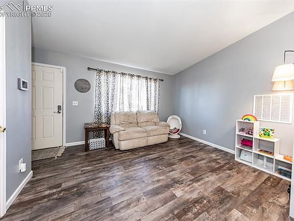 4th image of 4479 McGrew Cir