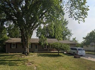2 Leonard Ct, Newton, KS 67114