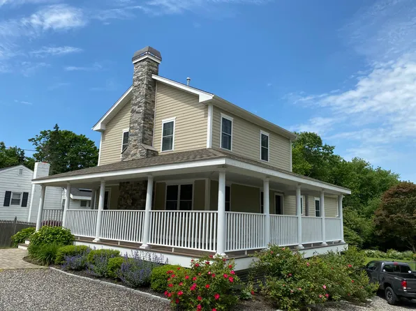 (undisclosed Address), Jamestown, RI 02835