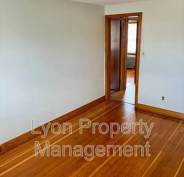 5 Norris Ave #6 — Photo 9