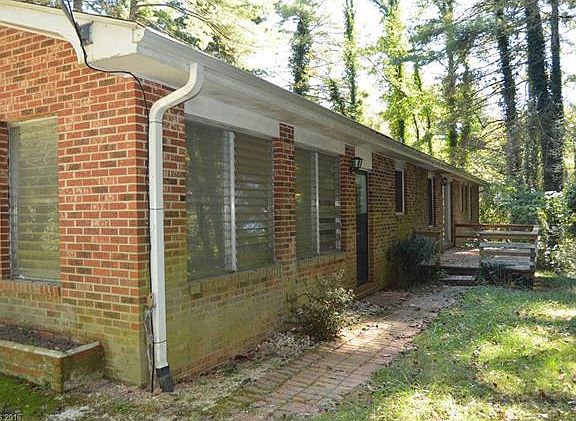 4th image of 1719 Bluebird Dr