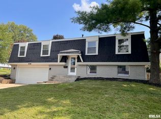 4612 N Montello Dr, Peoria, IL 61614