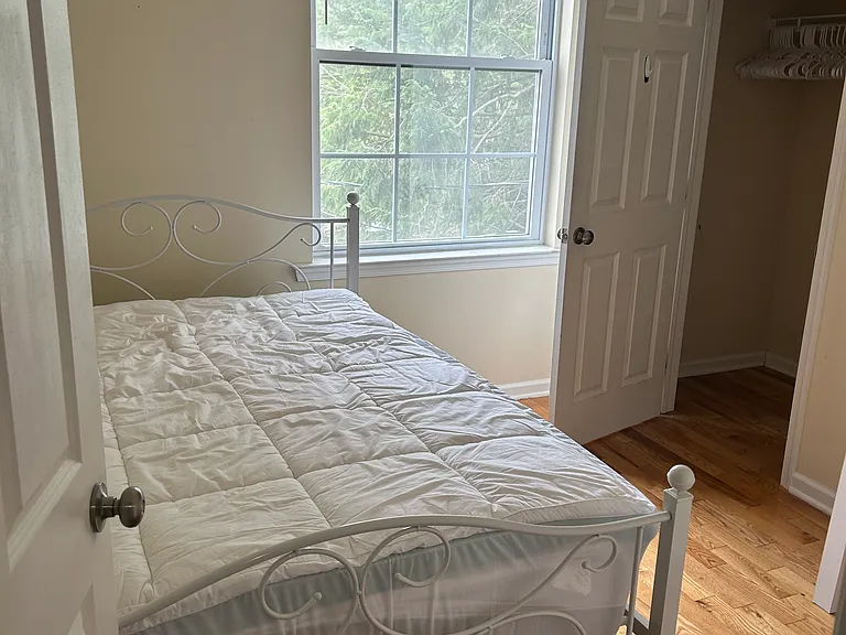 5643 E Wister St #1 — Photo 3